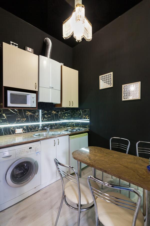 Austrian Apartments Leopolli Near Railway Station Lviv Luaran gambar